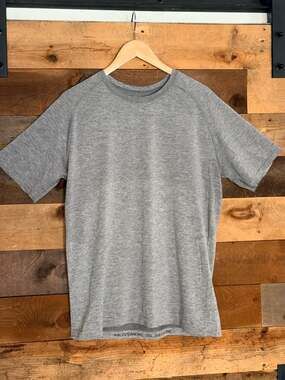 Lululemon Metal Vent Tech Short Sleeve Shirt Size L